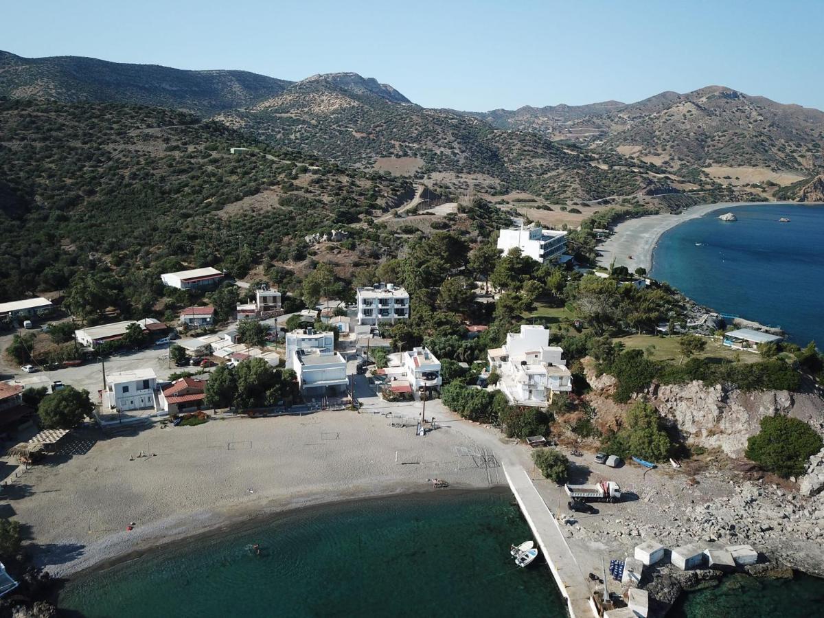 Seaside Apartments-Angela Кали-Лименес Экстерьер фото